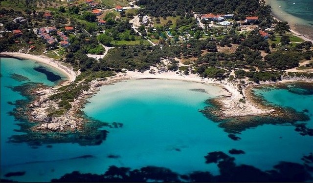 Airport transfers Thessaloniki SKG to Vourvourou - transport in Halkidiki Transfers from/to Airport Thessaloniki and Vourvourou. Shuttle service in Halkidiki.