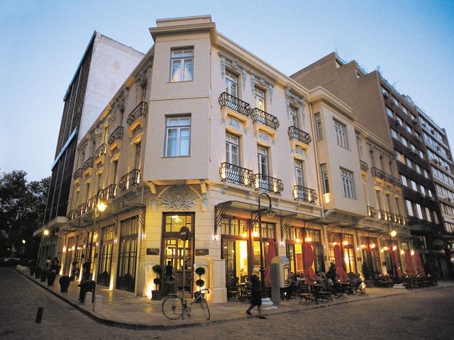 Transfers from/to Hotel Bristol in Thessaloniki. Airport cab and taxi - comfort shuttle service in Greece Transfers from/to Hotel Bristol in Thessaloniki. Airport cab and taxi - comfort shuttle service in Greece